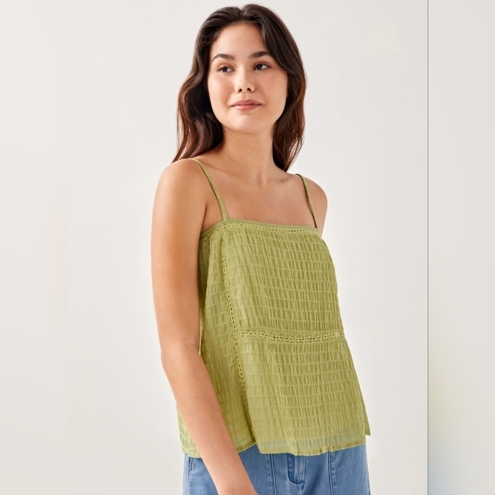 LOVE BONITO◇Apple Green Raine Textured Lace Camisole Top◇**Presumed Medium ◇EUC
